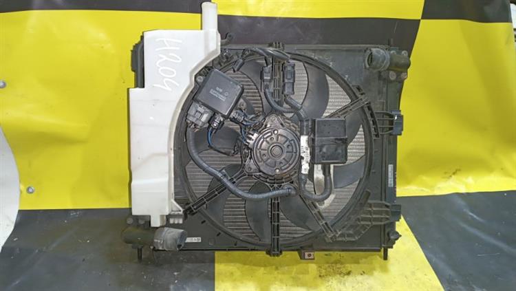 Радиатор основной Ниссан Жук в Ангарске 105195