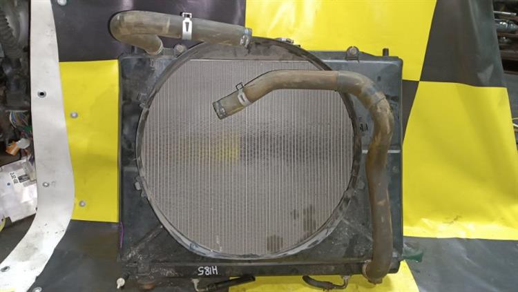 Радиатор основной Мицубиси Паджеро в Ангарске 105204
