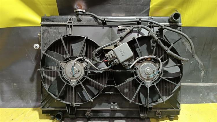 Радиатор основной Ниссан Фуга в Ангарске 105345