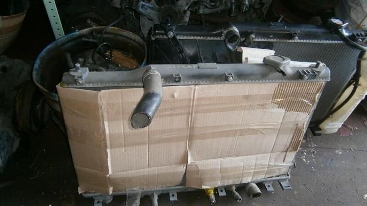 Радиатор основной Хонда Стрим в Ангарске 11958