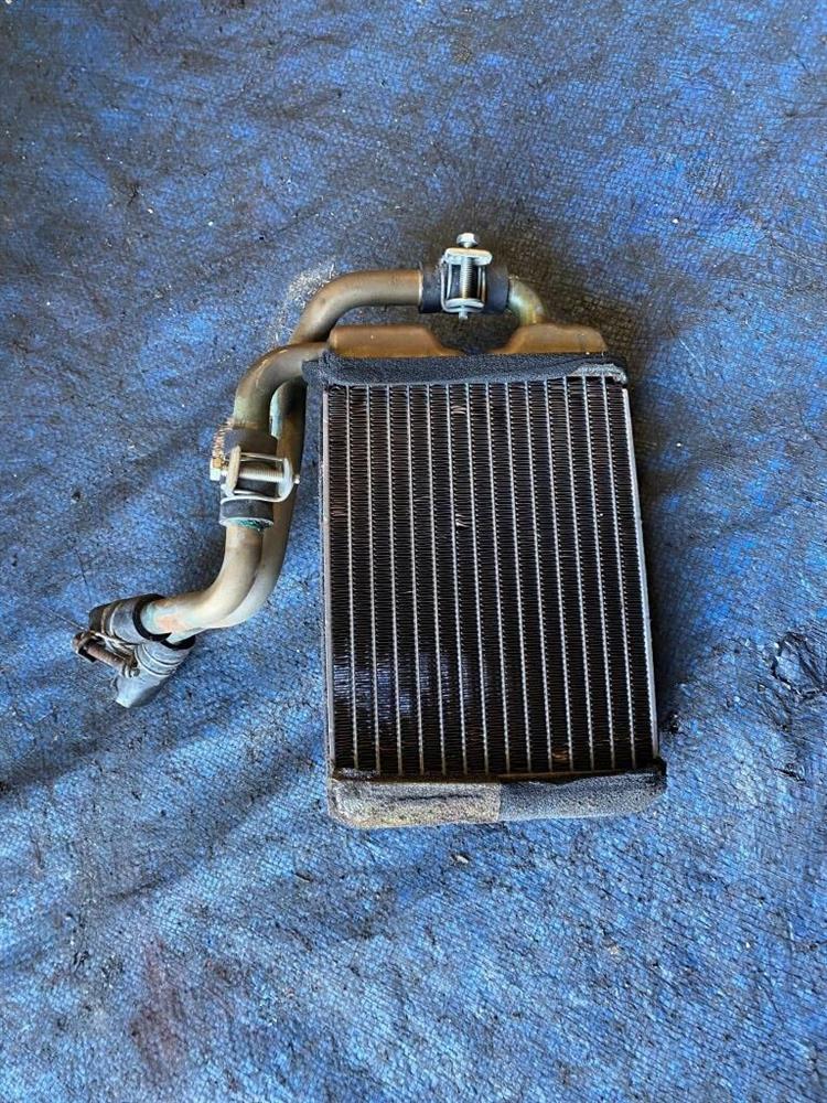 Радиатор печки Nissan Titan
