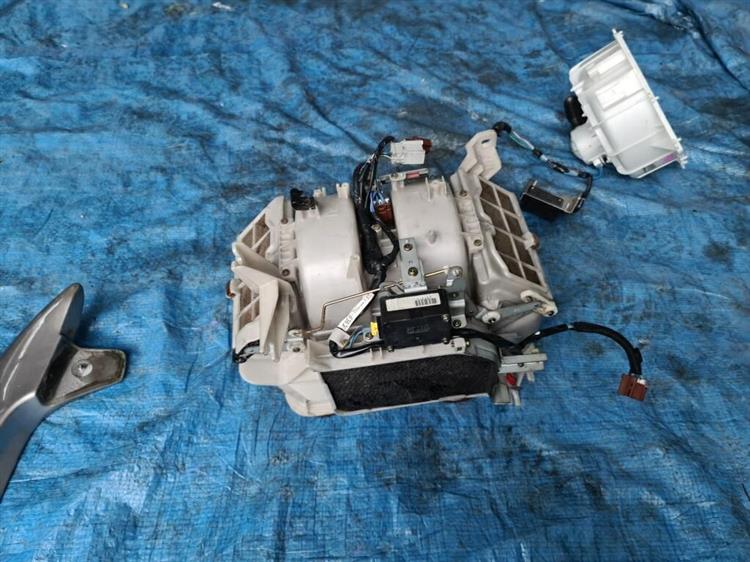 Мотор печки Хонда Легенд в Ангарске 206136