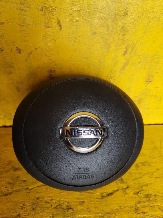 Airbag водительский Nissan March