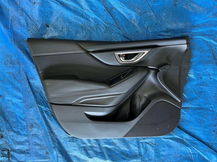 Обшивка дверей Subaru Forester