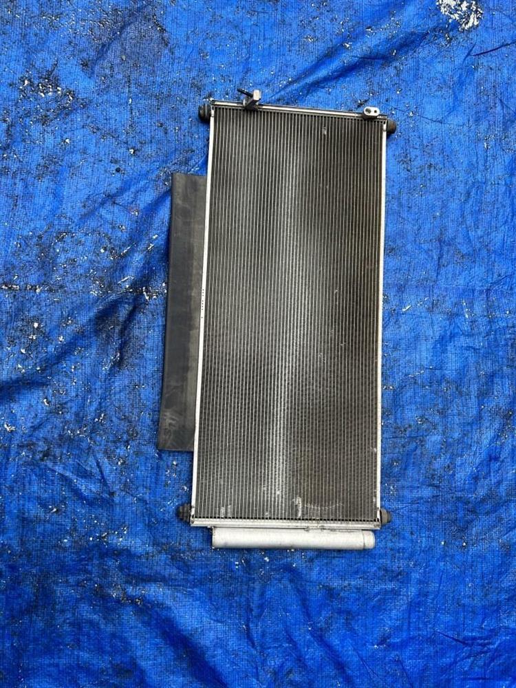 Радиатор кондиционера Хонда Фит в Ангарске 240686