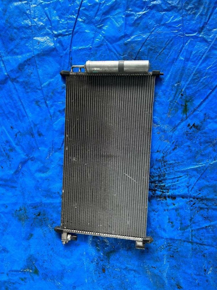 Радиатор кондиционера Ниссан НВ 200 в Ангарске 245875
