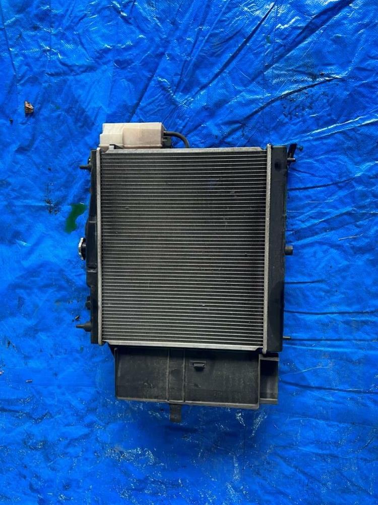 Радиатор основной Ниссан Куб в Ангарске 245900
