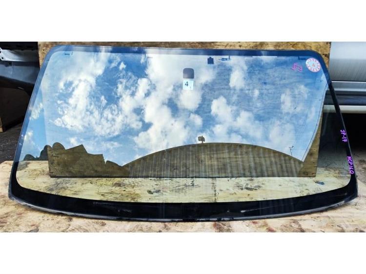 Лобовое стекло Тойота Саксид в Ангарске 255800