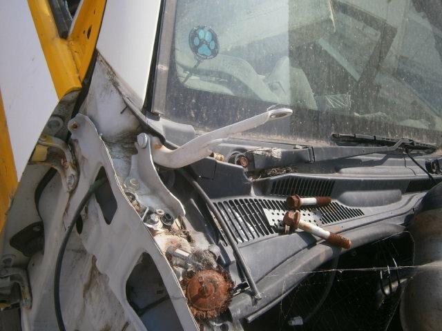 Решетка под лобовое стекло Тойота Хайлюкс Сурф в Ангарске 29488