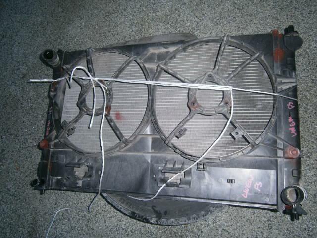 Диффузор радиатора Мазда МПВ в Ангарске 31232