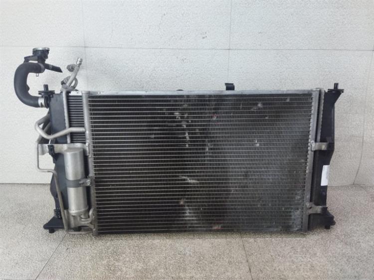 Радиатор основной Мазда Премаси в Ангарске 356068