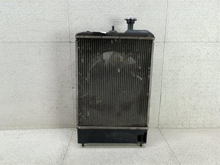 Радиатор основной Мицубиси ЕК в Ангарске 450841