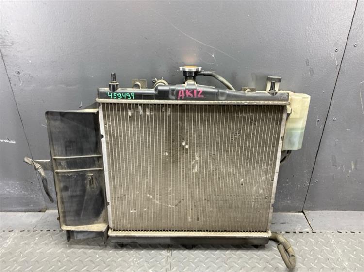 Радиатор основной Ниссан Марч в Ангарске 459494
