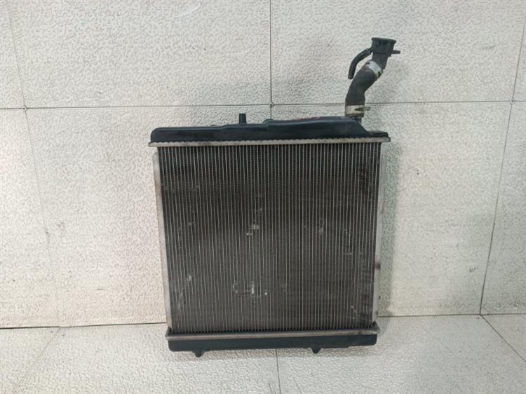 Радиатор основной Хонда Зест в Ангарске 462153