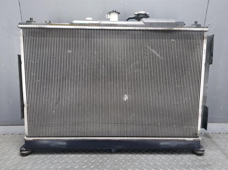 Радиатор основной Мазда МПВ в Ангарске 476362
