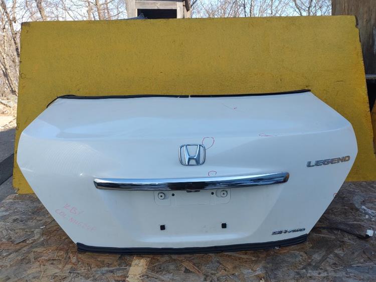 Крышка багажника Хонда Легенд в Ангарске 50805