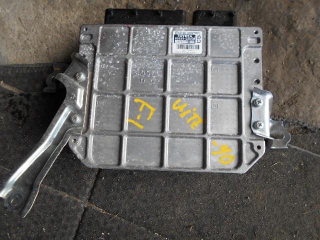 Блок управления ДВС Тойота Витц в Ангарске 695662