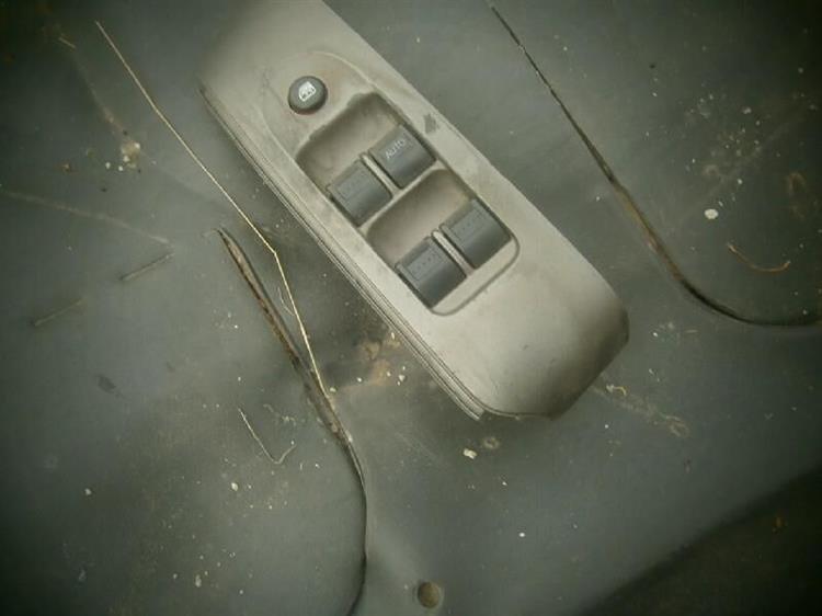 Блок упр. стеклоподъемниками Хонда Фит в Ангарске 75001