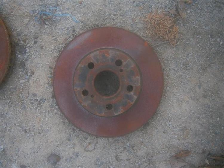 Тормозной диск Тойота Приус в Ангарске 81565