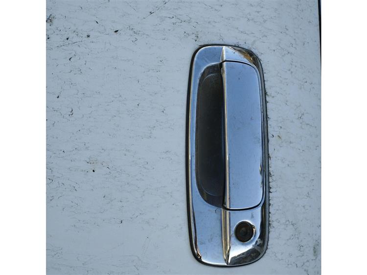 Дверь Тойота Краун в Ангарске 94144